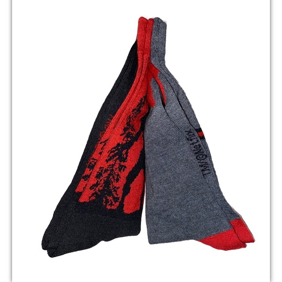 Stranger Things Crew Socks 2 Pair Men 6-12 Gray Red Black Demogorgon NEW Netflix - Picture 7 of 10